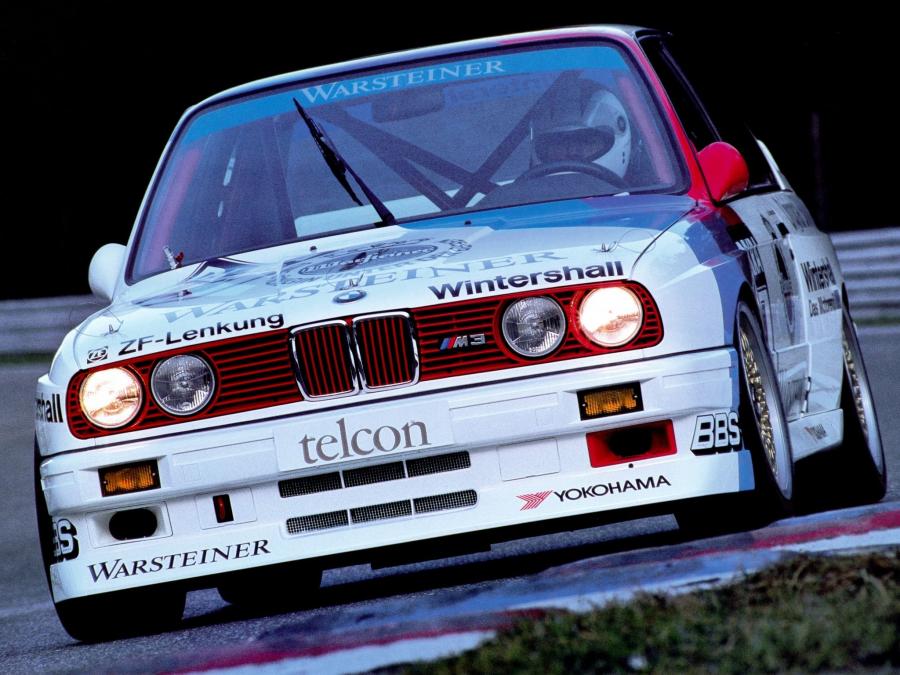  BMW M3 DTM 1987 года  (фото 8 из 27)